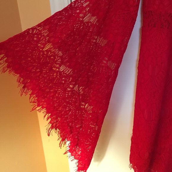 Minkpink Drama Queen Red Lace Dress - Picture 4 of 6